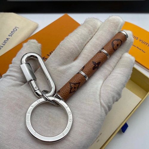 ブランドキーホルダー側面デザイン